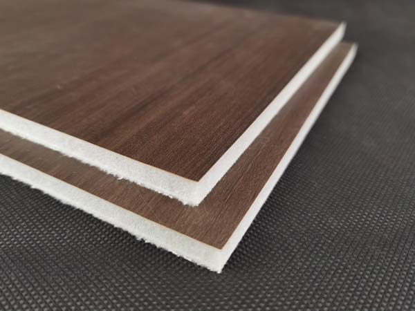 CFRTP材料的成(chéng)型工藝與熱(rè)固性複合材(cai)料的成型工(gong)藝不同之處(chu)